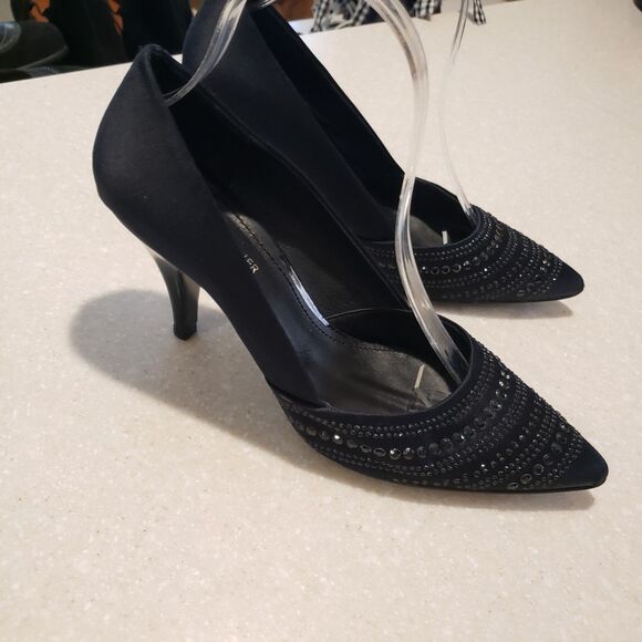 Donald J Pliner Black Professional embellished Pump heel Size 8.5 - Picture 1 of 9